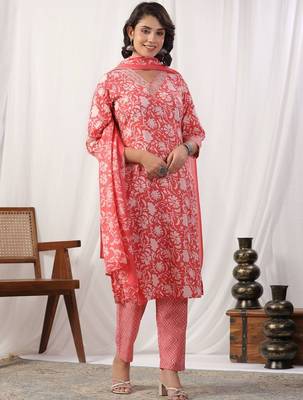 Women Floral Printed Regular Kurta with Trousers & With Dupatta 7