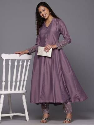 Sequinned Panelled Pure Silk Kurta with Trouser 1