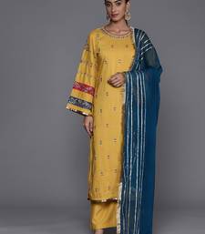 Round Neck Ethnic Motifs Embroidered Regular Kurta with Trousers & With Dupatta