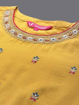 Round Neck Ethnic Motifs Embroidered Regular Kurta with Trousers & With Dupatta 2