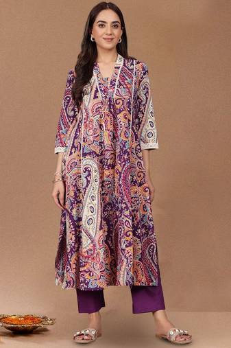 Women Paisley Printed Cotton A-Line Kurta with Trousers