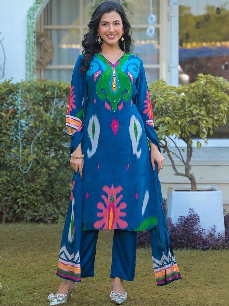 Women Ethnic Motifs Printed Regular Sequinned Kurta with Trousers & With Dupatta