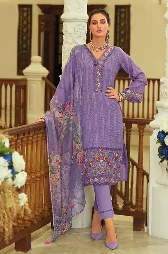 Geometric Printed Notch Neck Thread Work Pure Cotton Kurta With Trouser & Dupatta