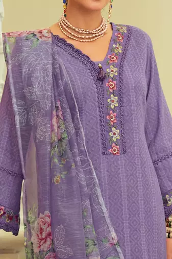 Geometric Printed Notch Neck Thread Work Pure Cotton Kurta With Trouser & Dupatta