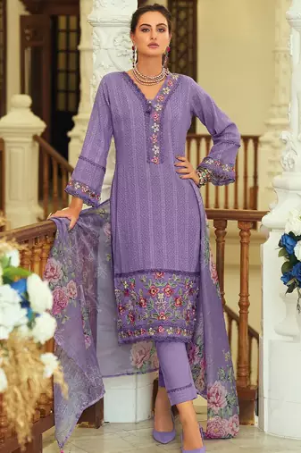 Geometric Printed Notch Neck Thread Work Pure Cotton Kurta With Trouser & Dupatta