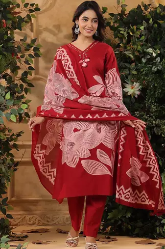 Floral Printed V-Neck Pure Cotton Kurta With Trousers & Dupatta