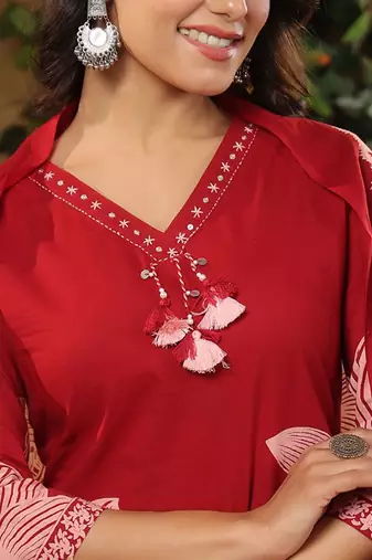 Floral Printed V-Neck Pure Cotton Kurta With Trousers & Dupatta