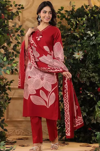 Floral Printed V-Neck Pure Cotton Kurta With Trousers & Dupatta