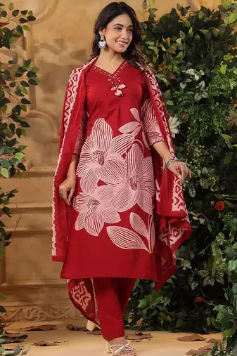 Floral Printed V-Neck Pure Cotton Kurta With Trousers & Dupatta