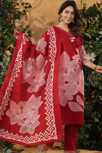 Floral Printed V-Neck Pure Cotton Kurta With Trousers & Dupatta
