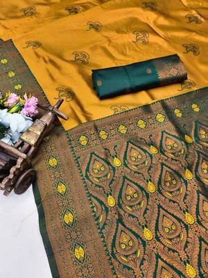 Green gold art silk blend banarasi jacquard motif work saree with unstitched blouse piece 6