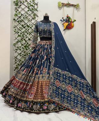 Royal Blue Navratri Lehenga Choli With Dupatta 4
