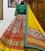 Green Mirror Navratri Lehenga Choli With Dupatta