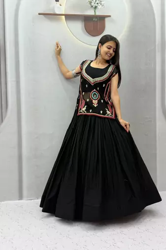Black Color Plain Work Khadi cotton Navratri Lahenga Choli Strug Set