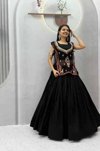 Black Color Plain Work Khadi cotton Navratri Lahenga Choli Strug Set