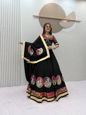 Black Position print Cotton Navratri Lahenga Choli Set 3