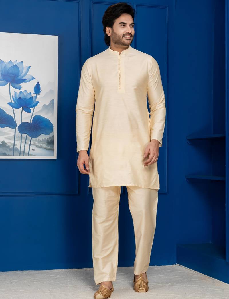 Golden silk blend kurta for men with embroidered work