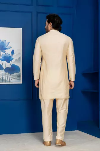 Golden silk blend kurta for men with embroidered work