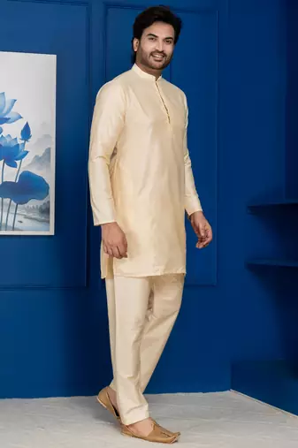 Golden silk blend kurta set for men with embroidered work