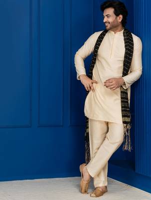 Golden silk blend kurta set for men with black dupatta embroidered work 1