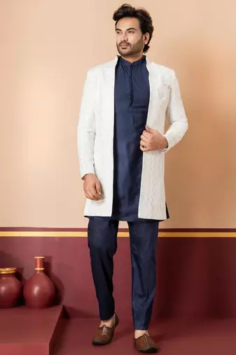 White blend indo western open sherwani and navy blue kurta pyjama set for men with embroidered work