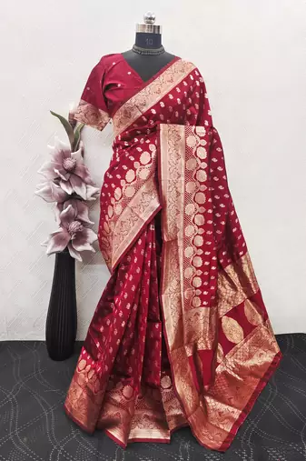 Red art silk blend banarasi jacuard work saree with unstitched blouse piece