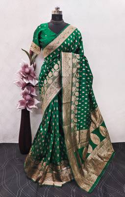 Green art silk blend banarasi jacuard work saree with unstitched blouse piece 6