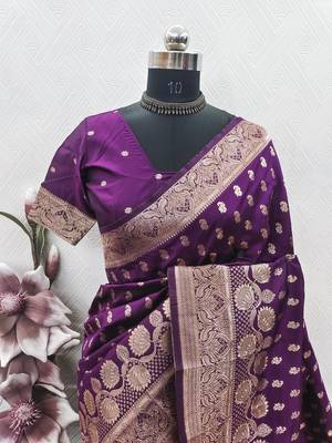 Wine art silk blend banarasi jacuard work saree with unstitched blouse piece 7