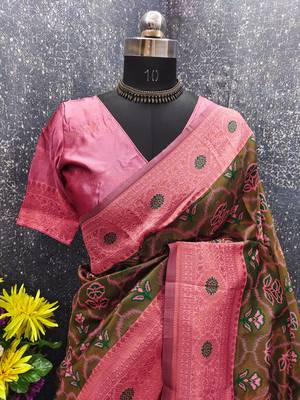 Green pink art silk blend banarasi jacuard work saree with unstitched blouse piece 7