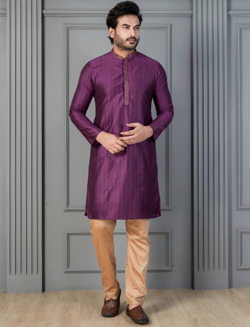 purple silk blend kurta payjajama set for men with printed work