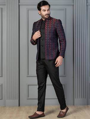 Red jacquard indowestern set  waist coat and pant set for men with embroidered work 2