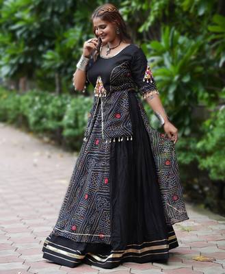 Black Printed mirror-work Cotton Navratri Lehenga Choli 4