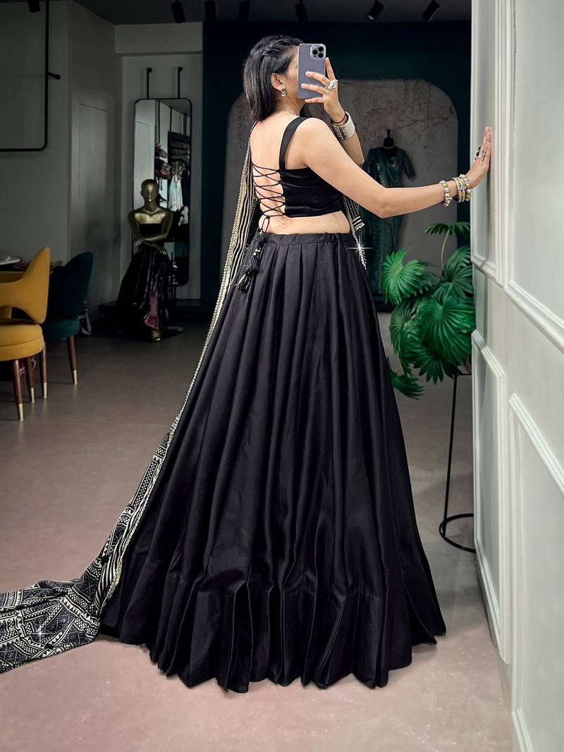 Navratri Moonga silk blend Free Size Lehenga Choli with Printed Satin Dupatta Set