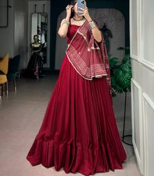 Navratri Moonga silk blend Free Size Lehenga Choli with Printed Satin Dupatta Set