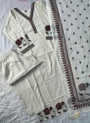 Off white khadi cotton with embroidery kurti pent dupatta set 3