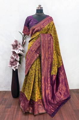Mustard wine Art silk blend banarasi jacquard bird motif work saree with unstitched blouse piece 5