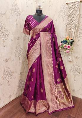 Wine art silk blend jacquard motif work saree with unstitched blouse piece 6