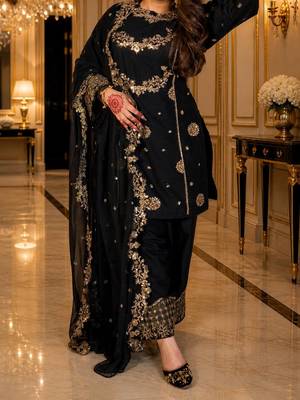 Black Color Embroidery And Sequence Work Fuax Georgrttr Salwar Suit 3