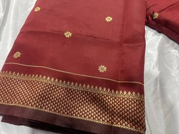 Maroon art silk blend banarasi jacquard motif work saree with unstitched blouse piece 8