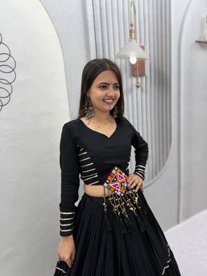 Black Color Gamthi Style Cotton Navratri Lahenga Choli Set 2