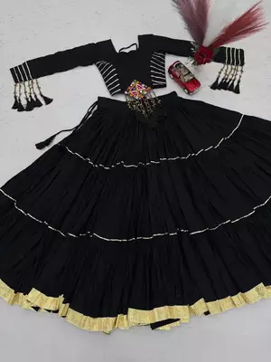 Chaniya choli for navratri Black Cotton with Traditional Mirror Work 5