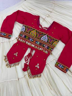 Rani Pink heavy Hand Work with kodi work & Gamthi work Cotton Navratri Lahenga Top Set 3