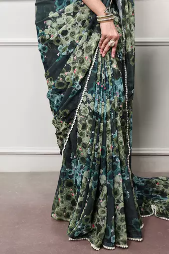 Floral print weightless marble saree with delicate pearl border