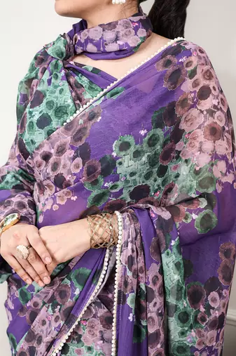 Floral print weightless marble saree with delicate pearl border