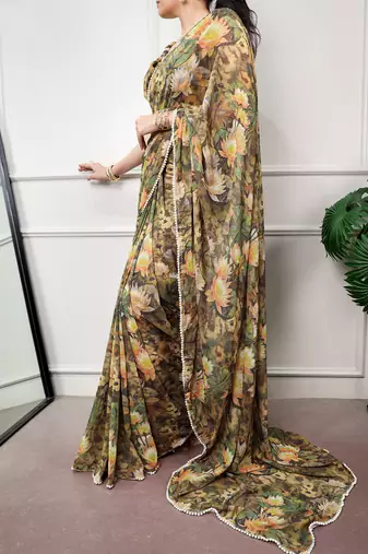 Floral print weightless marble saree with delicate pearl border
