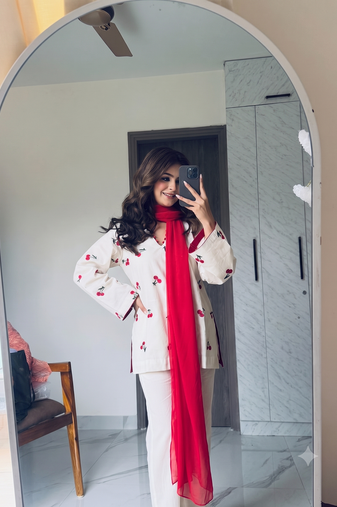 Women off-white & red cherry  short kurta set with farshi salwar