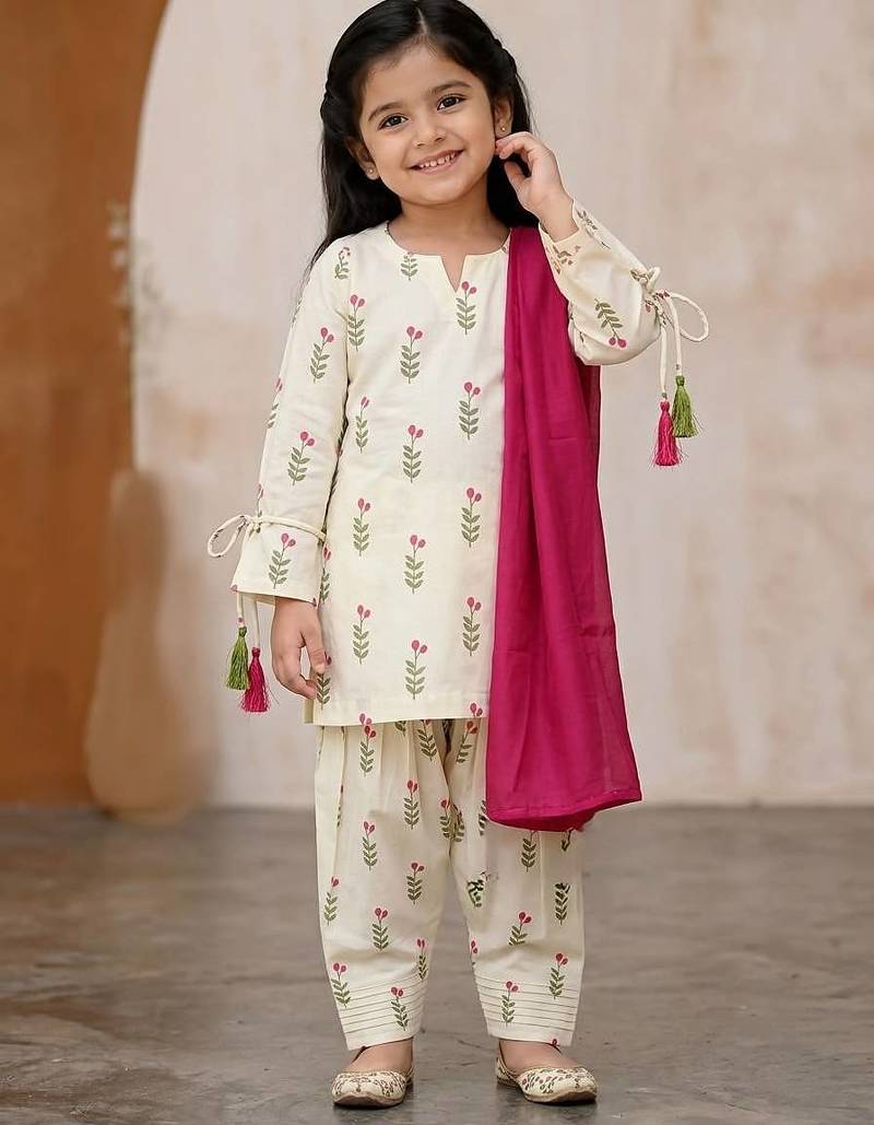 Trendy girls floral printed kurti with dhoti pants & dupatta set