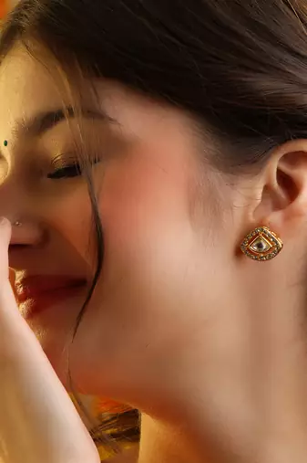 White stone meenakari polki stud earrings