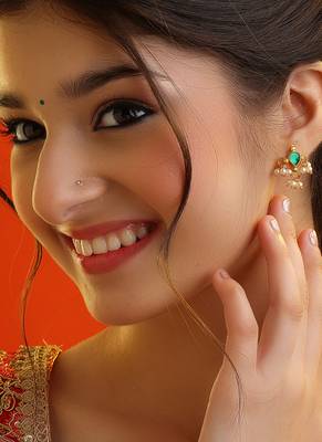 Green stone pearl drop stud earrings 1