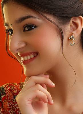 White stone green beaded kundan stud earrings 1